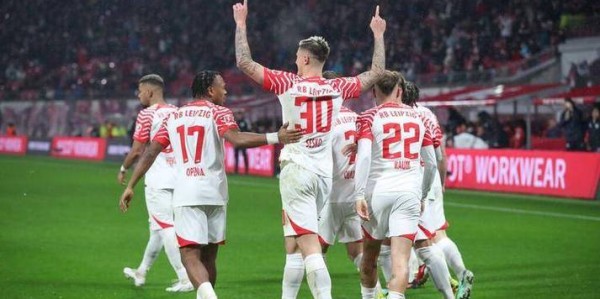 德甲焦点战：莱红牛主场出击，科隆客场能否逆袭？